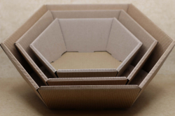 Kartonkorb nature 6eckig gross